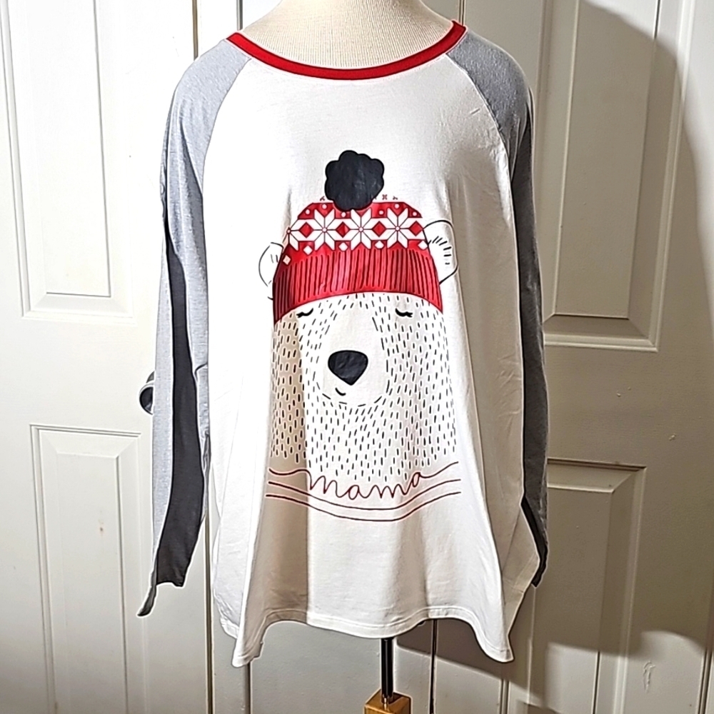 Wondershop‎ women's 3X Christmas shirt. Graphic bear with the word(mama)